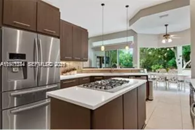1884 Classic Dr #1884, Coral Springs, FL 33071 - Photo 11