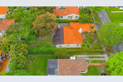 512 Mendoza Ave, Coral Gables, FL 33134 - Photo 19