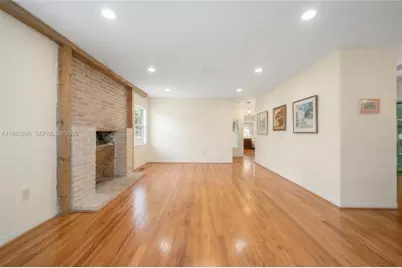 512 Mendoza Ave, Coral Gables, FL 33134 - Photo 3