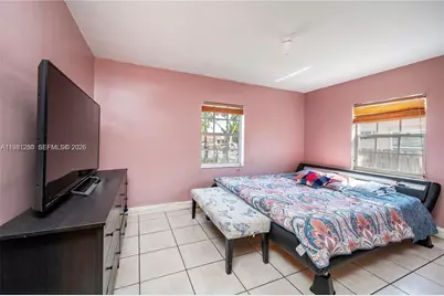 2610 NW 33rd St, Miami, FL 33142 - Photo 15