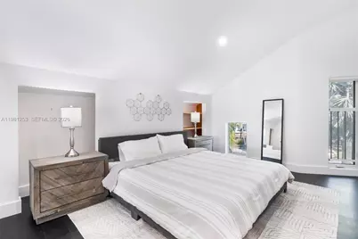 7810 Miami View Dr, North Bay Village, FL 33141 - Photo 21