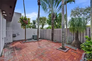 7382 SW 105th Pl, Miami, FL 33173 - Photo 9