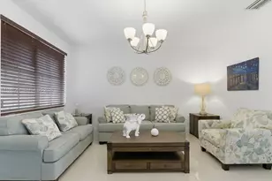 663 Live Oak Ln, Weston, FL 33327 - Photo 9