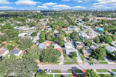 2419 Coolidge St #B, Hollywood, FL 33020 - Photo 11