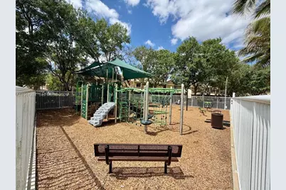 3813 Tree Top Dr, Weston, FL 33332 - Photo 5