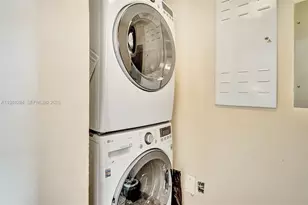 1850 S Ocean Dr, Hallandale Beach, FL 33009 - Photo 31