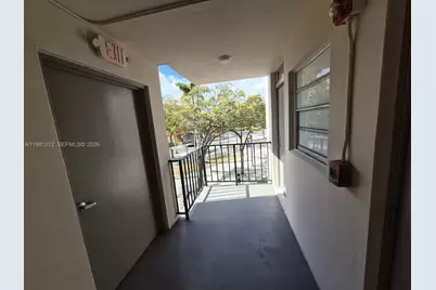 16410 Miami Dr #304, North Miami Beach, FL 33162 - Photo 11