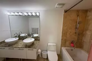 41 SE 5th St, Miami, FL 33131 - Photo 19