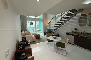 41 SE 5th St, Miami, FL 33131 - Photo 9