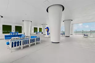 1800 N Bayshore Dr, Miami, FL 33132 - Photo 19