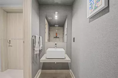 1000 Brickell Plz #2912, Miami, FL 33131 - Photo 3