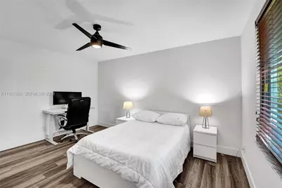 13076 NW 14th St, Pembroke Pines, FL 33028 - Photo 57