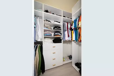 3438 W 104th Ter, Hialeah, FL 33018 - Photo 25