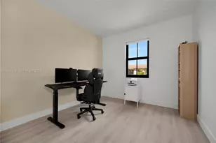 3438 W 104th Terrace, Hialeah, FL 33018 - Photo 23