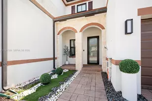 3438 W 104th Terrace, Hialeah, FL 33018 - Photo 3