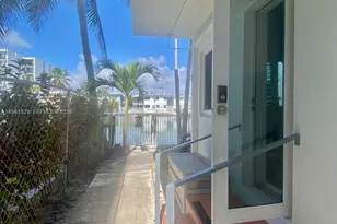8040 Tatum Waterway Dr, Miami Beach, FL 33141 - Photo 17