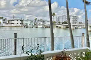 8040 Tatum Waterway Dr, Miami Beach, FL 33141 - Photo 13