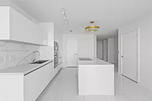 851 NE 1st Ave, Miami, FL 33132 - Photo 19