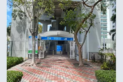 41 SE 5th St #804, Miami, FL 33131 - Photo 29