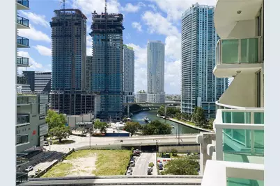 41 SE 5th St #804, Miami, FL 33131 - Photo 3