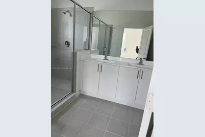 14806 SW 163rd St, Miami, FL 33187 - Photo 9