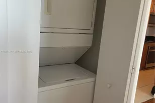 335 S Biscayne Blvd, Miami, FL 33131 - Photo 15