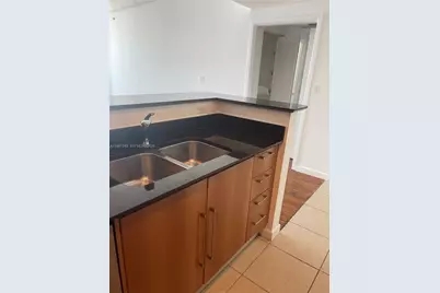 335 S Biscayne Blvd #3610, Miami, FL 33131 - Photo 7