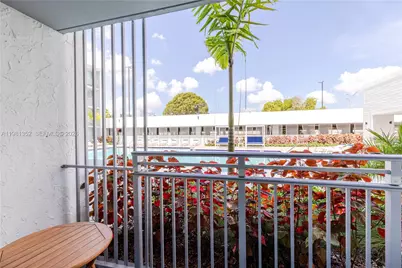 1950 W 49th St #149, Hialeah, FL 33012 - Photo 11