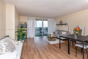 1750 NE 191st St, Miami, FL 33179 - Photo 9