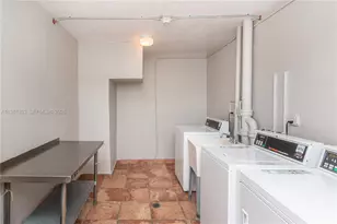 1750 NE 191st St, Miami, FL 33179 - Photo 17