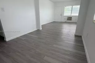 1565 SW 6th St, Miami, FL 33135 - Photo 3