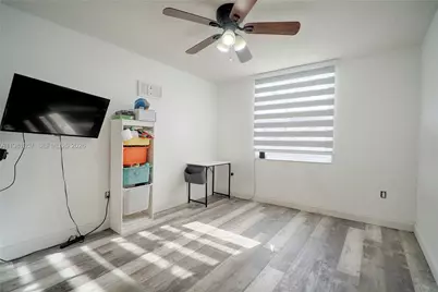 2721 Ocean Club Blvd #303, Hollywood, FL 33019 - Photo 9
