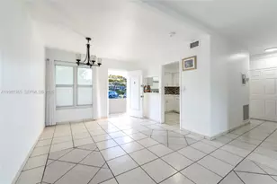 2225 NE 123rd St, North Miami, FL 33181 - Photo 3