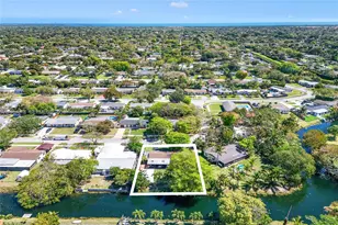 18044 SW 89th Pl, Palmetto Bay, FL 33157 - Photo 1