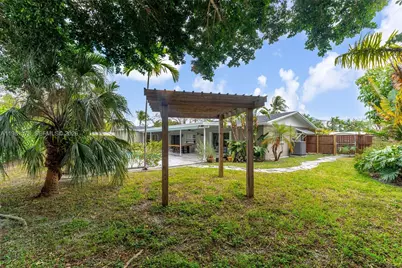 10721 SW 124th St, Miami, FL 33176 - Photo 33