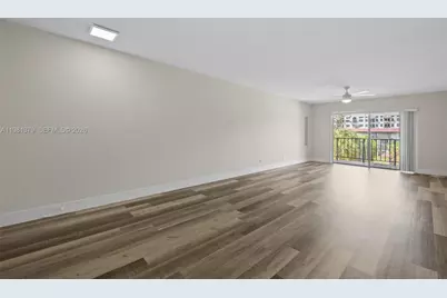 8107 SW 72nd Ave #410E, Miami, FL 33143 - Photo 5