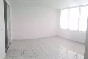 5401 Collins Ave, Miami Beach, FL 33140 - Photo 15