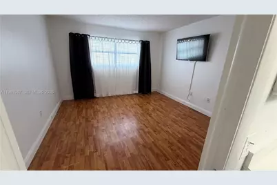 8300 Sunrise Lakes Blvd #109, Sunrise, FL 33322 - Photo 9