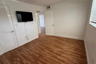 8300 Sunrise Lakes Blvd, Sunrise, FL 33322 - Photo 15