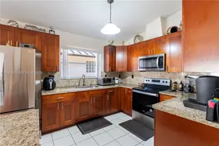 706 NW 135th Ct, Miami, FL 33182 - Photo 13