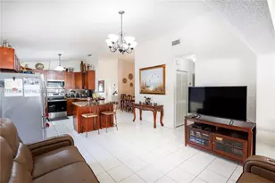 706 NW 135th Ct, Miami, FL 33182 - Photo 15