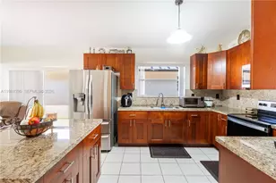 706 NW 135th Ct, Miami, FL 33182 - Photo 13