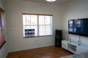 8520 NW 139th Terrace, Miami Lakes, FL 33016 - Photo 9