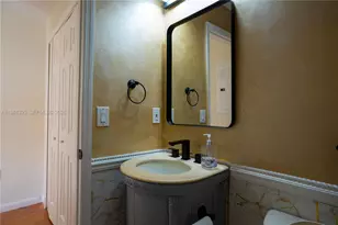 8520 NW 139th Terrace, Miami Lakes, FL 33016 - Photo 21