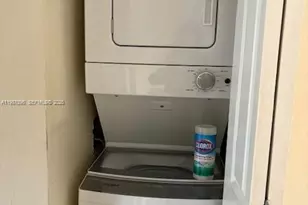 680 NW 82nd Pl, Miami, FL 33126 - Photo 9