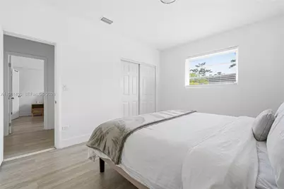 10845 Peachtree Dr #10845, Miami, FL 33161 - Photo 29