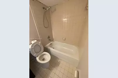 20810 NE 8th Ct #104-18, Miami, FL 33179 - Photo 11