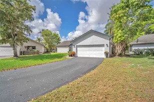 211 SW 87th Terrace, Plantation, FL 33324 - Photo 5