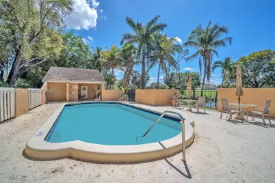 211 SW 87th Ter, Plantation, FL 33324 - Photo 51