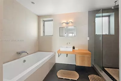 1601 West Ave #202, Miami Beach, FL 33139 - Photo 17